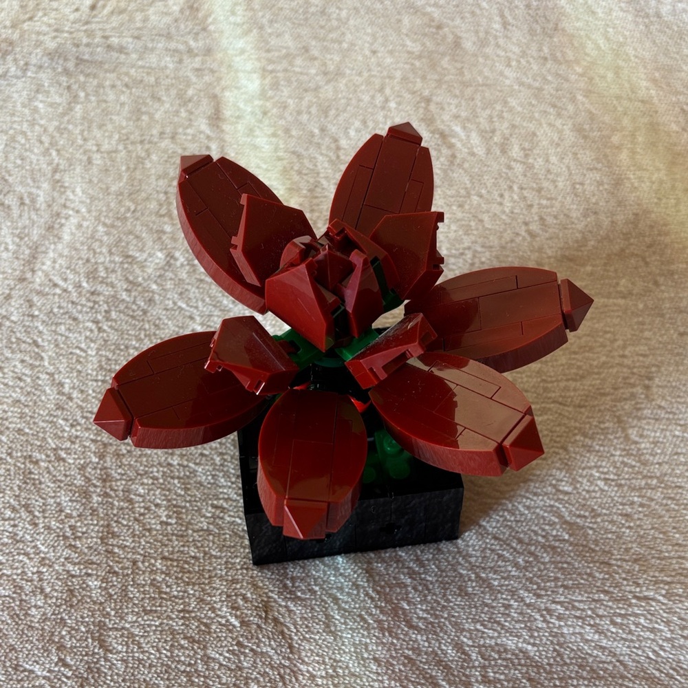 LEGO BrickHeadz Poinsettia